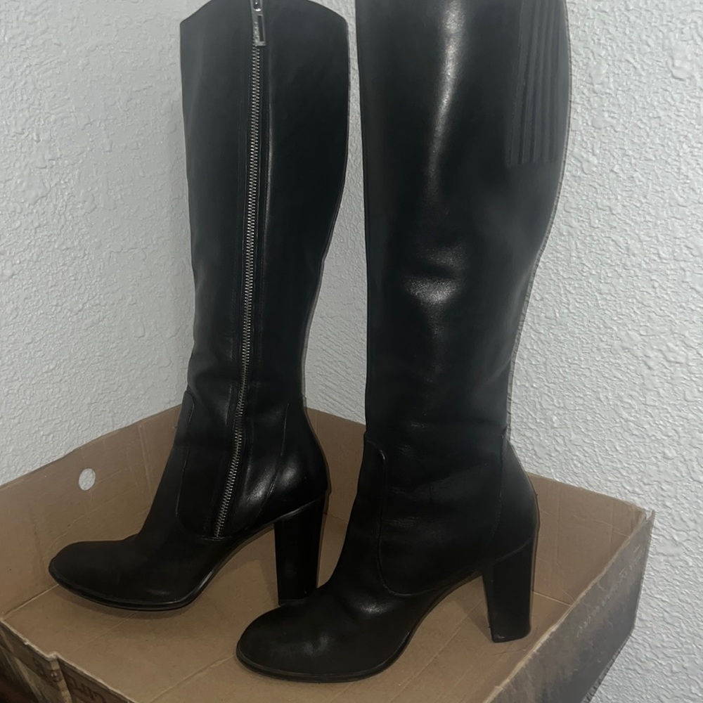 Calvin Klein black leather knee high women’s boots size 8